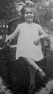 Librada Fernández Calvo, hija de los esposos Daniel Fernández y María Luisa Calvo.