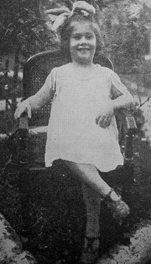 Librada Fernández Calvo, hija de los esposos Daniel Fernández y María Luisa Calvo.