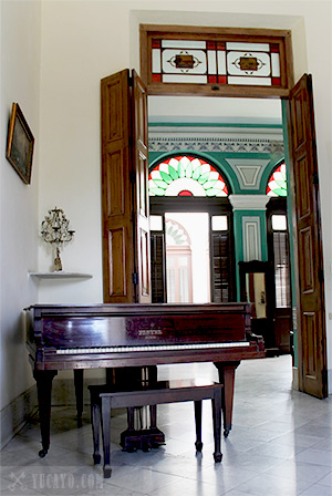 Piano Pleyel en el Museo Triolet de Matanzas, Cuba.