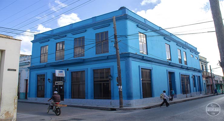 Tienda Veinte de Mayo fundada en 1916 por Ricardo Linares, Matanzas, Cuba. (2019)