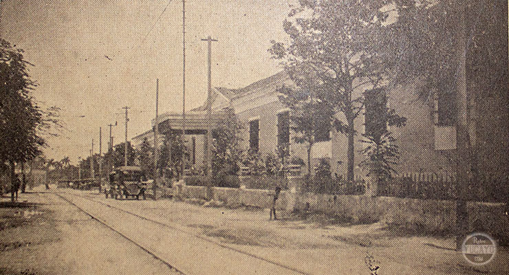 Frente del edificio que ocupaba la Cárcel de Matanzas, Cuba (1923).