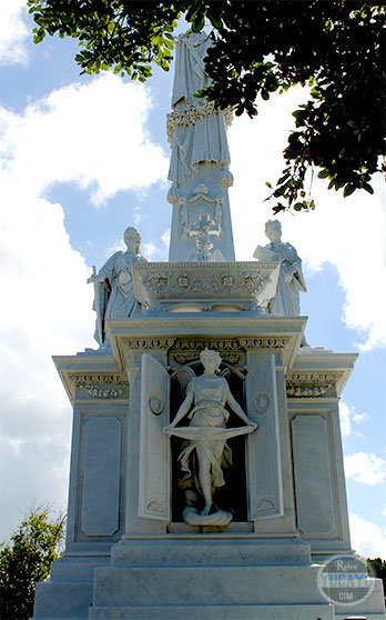 Monumento a los ocho Estudiantes de Medicina injustamente fusilados el 27 de noviembre de 1871.