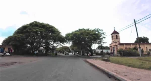 Poblado de Coliseo, Matanzas. Vista de la Iglesia San José desde la carretera Central (Ca. 2024).