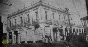 Edificio del Hotel Unión de Celestino García en Unión de Reyes, Matanzas (Ca. 1924).