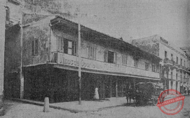 Edificio de los almacenes de González y Suárez, S. en C., en la calle San Pedro esquina Obispo, Habana ca. 1918.