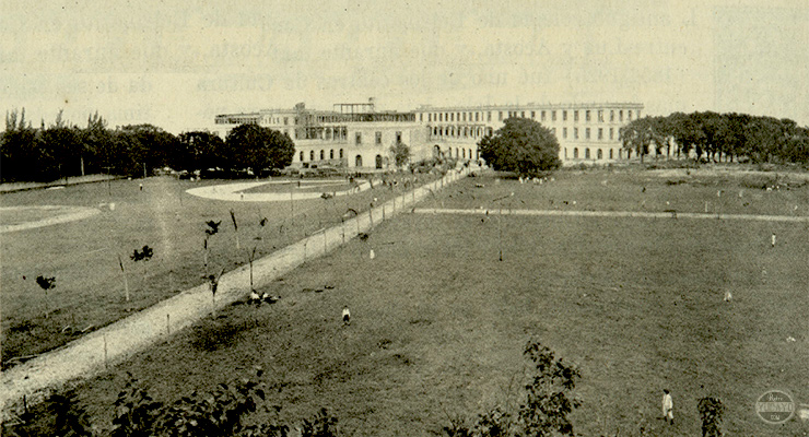 Vista de los campos de deporte del Nuevo Colegio de Belén en Buena Vista-Marianao (Ca. 1925).