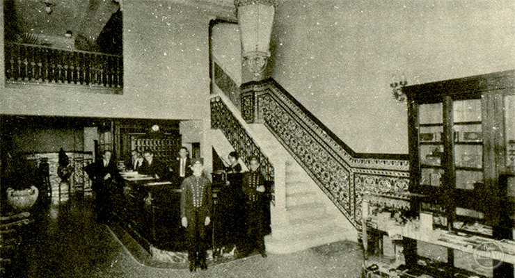 Vista interior del Hotel Bristol de la Habana (Ca. 1925).