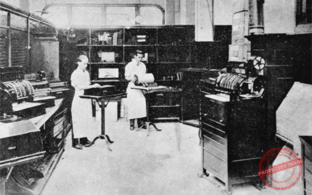 Departamento de esmalte de The National Cash Register Company.