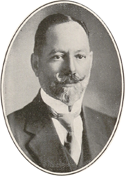 Francisco García Suárez, socio industrial de la firma Sabatés, S. en C.