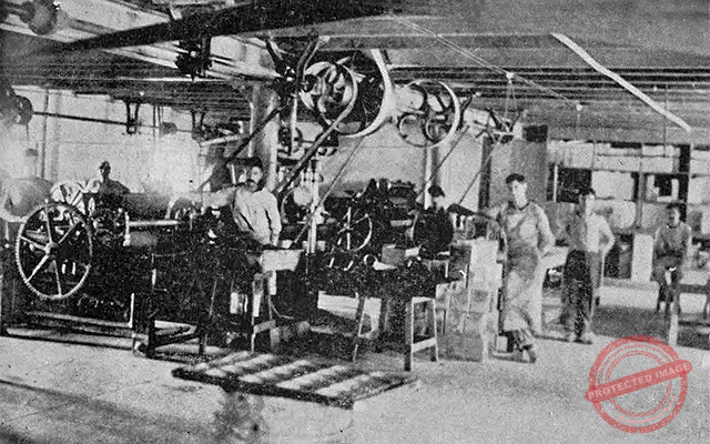 Vista del departamento de galleticas de la Fábrica La Estrella (Ca. 1901)