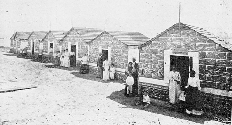 Baños de la Playa de Marianao propiedad de Cándido Gómez (Ca. 1895).