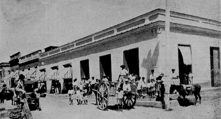 La Espirituana Fábrica de Simón F. Galliano y Compañía en Manzanillo (Ca. 1920).