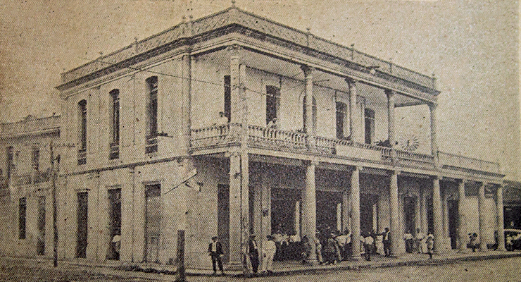 Vista exterior del Hotel Trasancos de Perico (Ca. 1924).