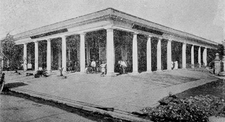 Vista exterior de El Almacén de Tejón Ramos y Ca., Vedado, Habana (Ca. 1920).