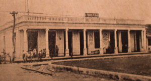 La Casa Fundora de Remigio y Tomás Fundora en Manguito (Ca. 1924).