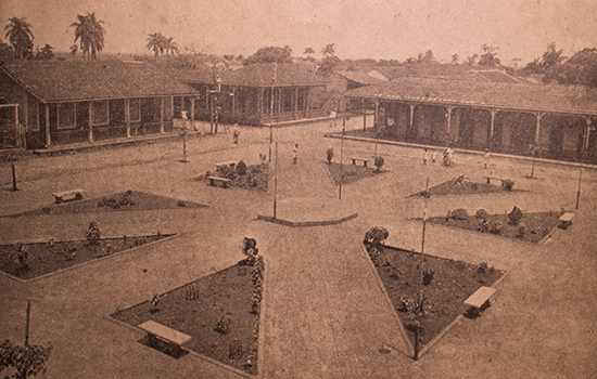 Parque público en el término de Manguito (Palmillas), provincia de Matanzas, 1924.
