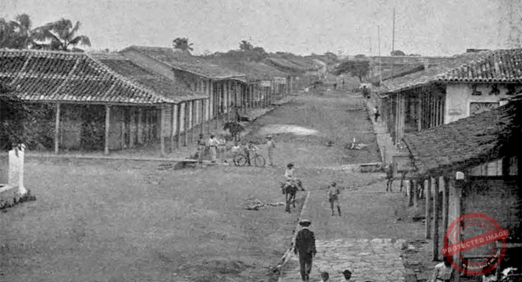 Vista de una calle de Cruces en la antigua provincia de las Villas (Ca. 1904).