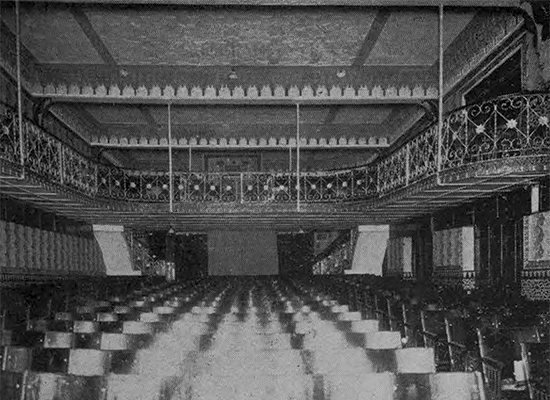 Interior del cine Nueva Inglaterra en la Habana (Ca. 1914).