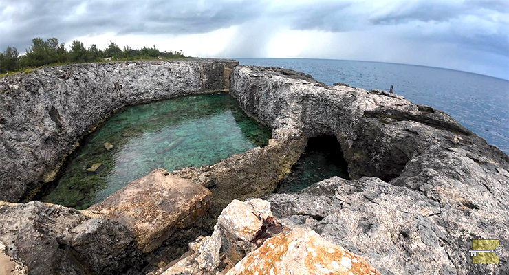 Vista de la piscina del científico francés Georges Claude en la costa de Matanzas, Cuba.