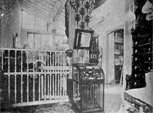 Otro aspecto del interior de la tienda Habana Club (Ca. 1912)