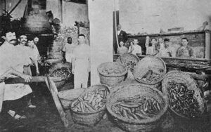 Departamento de panadería de La Primera de Aguiar ( Foto Santa Coloma, Ca. 1910).