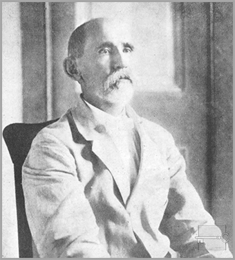Benigno Figueroa Delgado, propietario del taller de lavado La Nueva Palma.