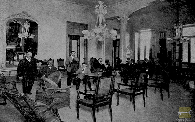 Hotel Pasaje de la Habana. Vista de la sala de recibo (Ca. 1910).