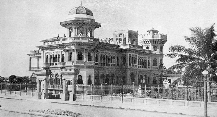 Vista del Palacio del Valle residencia de Acisclo del Valle y Blanco socio de la firma Suero Balbín y Valle en Cienfuegos (Ca. 1918).