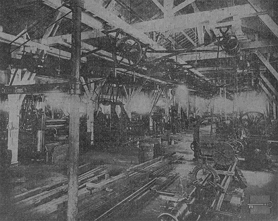 Vista de un departamento de los talleres de maquinaria de Manuel Galdo y Co. en Cárdenas, Matanzas (Ca. 1918)Vista de un departamento de los talleres de maquinaria de Manuel Galdo y Co. en Cárdenas, Matanzas (Ca. 1918)