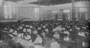 The Havana Tobacco Stripping Company taller de despalillado en Lealtad 110, Habana (Ca. 1918).