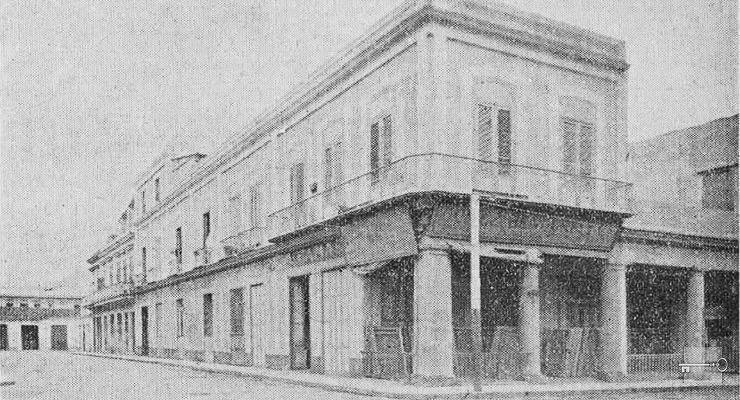 Edificio de la ferretería Los Dos Leones de Vicente Gómez y Ca. en la Habana. Antes Benguria, Corral y Co. (Ca. 1918).