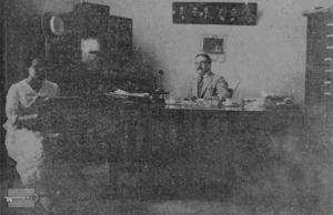 Saturnino Huguet en su despacho de la Universal Music & Commercial Co., Habana ca. 1918.