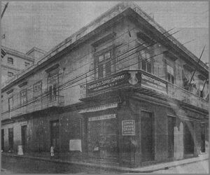 Edificio que ocupaban las oficinas de la Quaker City Supply Co. en la esquina de Obrapía y Cuba, Habana (Ca. 1918).