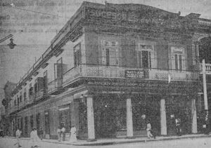 Edificio de Enrique Saavedra y Compañía en la Habana, Avenida de Italia y San José (Ca. 1918).