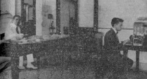 Vicente Vallejo de la Vallejo Steel Works en su oficina de la Habana (Ca. 1918).