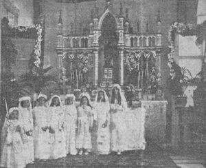 Primera Comunión en el Colegio del Santo Angel de la Guarda (Ca. 1915).