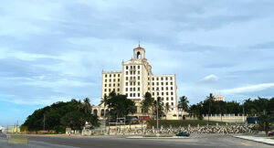 Hotel Nacional de la Habana. Vista del edificio desde el monumento al Maine (Julio 2024).