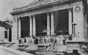 Museo Bacardí fundado por Emilio Bacardí y continuado por su esposa Elvira Cape. Es un orgullo nacional por sus colecciones históricas (Ca. 1934).