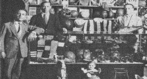 Tienda La Mascota de Prado y Hermano en la Habana. Vista del departamento de venta de artículos deportivos (Ca. 1929).