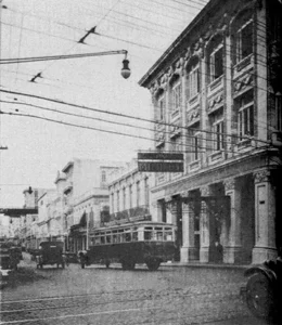 Comienzo de la Avenida de Italia. Tomada en el entronque con la calle San Lázaro (Ca. 1929).