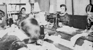 Departamento de confecciones de “El Deseo” de Pevida y Menéndez, Habana (Ca. 1929).