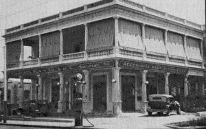 Francisco Plá y Cía. S. en C. sucursal de la calle 17 donde vendían accesorios para automóviles, Habana (Ca. 1929).