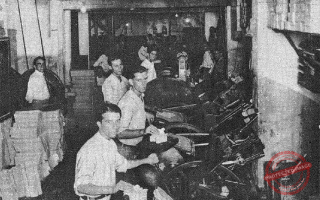 Gran Fábrica de Objetos de Cartón en la Habana. Departamento de impresión de envases (Ca. 1929).