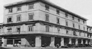 Hotel León propiedad de Valdés e Iraola. Vista del edificio en Galiano 22, Habana (Ca. 1929).