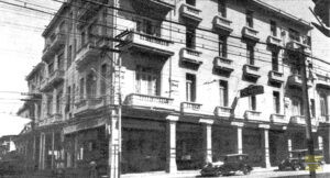 La Noble Habana. Amplio edificio ocupado por la peletería en la intersección de Belascoaín y San Miguel, Habana (Ca. 1929).