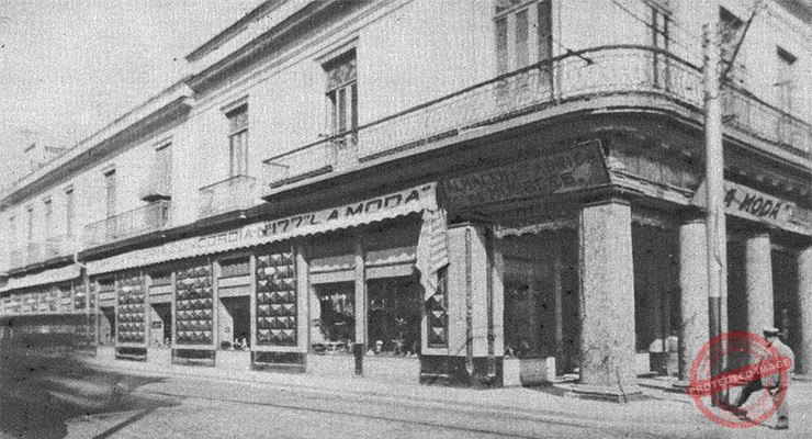 La Moda. Vista exterior del edificio en la esquina de Neptuno y Galiano (Zenea y Avenida de Italia), Habana  Ca. 1929