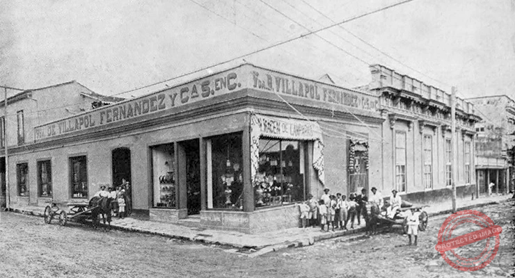 Cienfuegos. Vista exterior del establecimiento de la Viuda de Villapol, Fernández y Ca. (Ca. 1919).