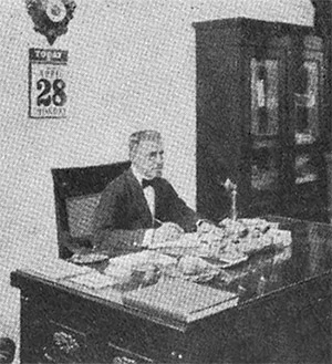 Administrador del banco Español de Cienfuegos Francisco Nethol Fidean (Ca. 1919).