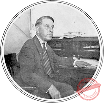 Chas Robert King manager de la Universal Film Mfg. y del teatro Campoamor (Ca. 1919).