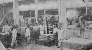 Port of Havana Docks Co. Departamento de tejidos en el segundo piso (Ca. 1918).